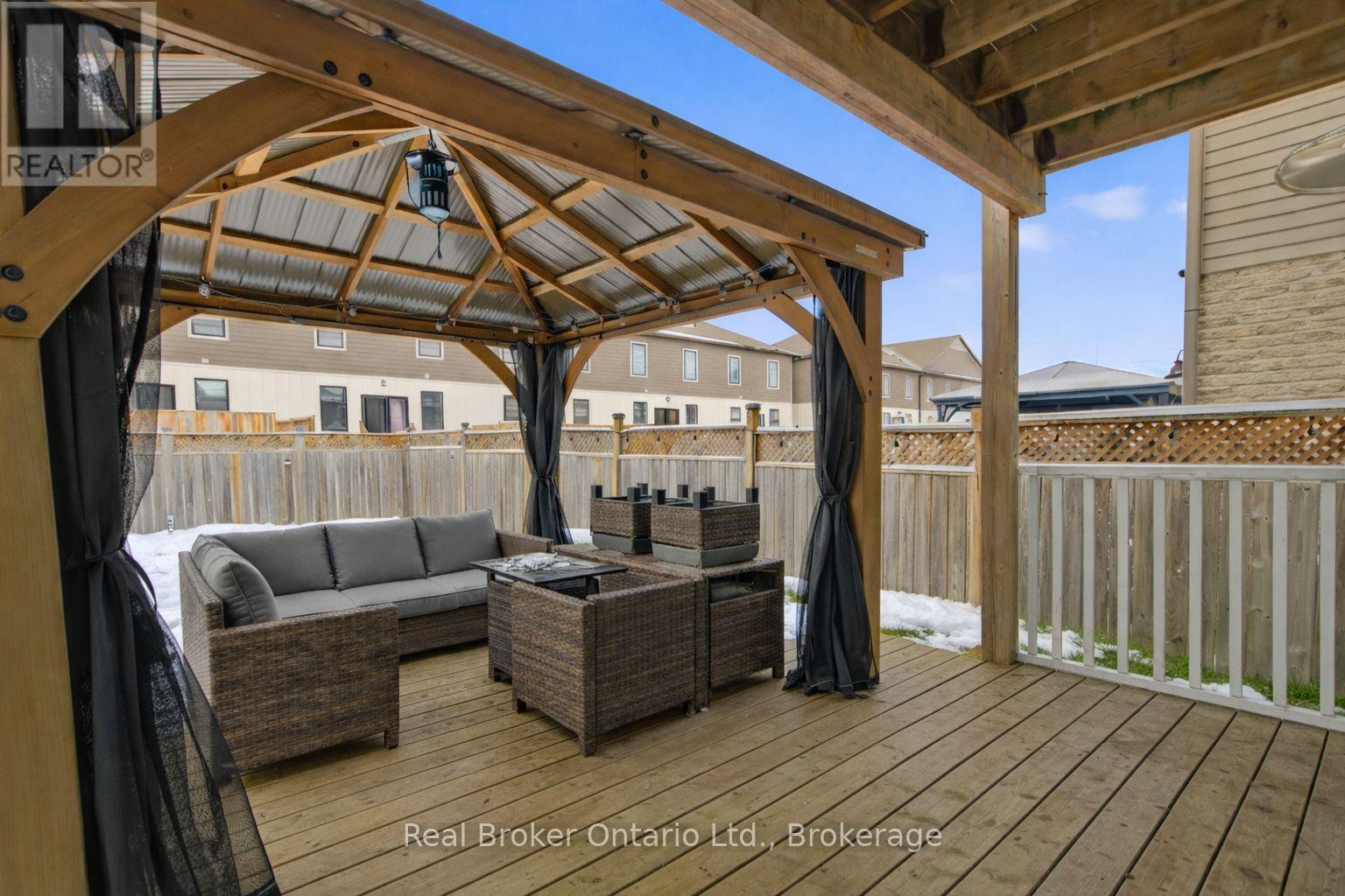 12 Langrell Avenue, Tillsonburg, Ontario  N4G 5X8 - Photo 3 - X12670874