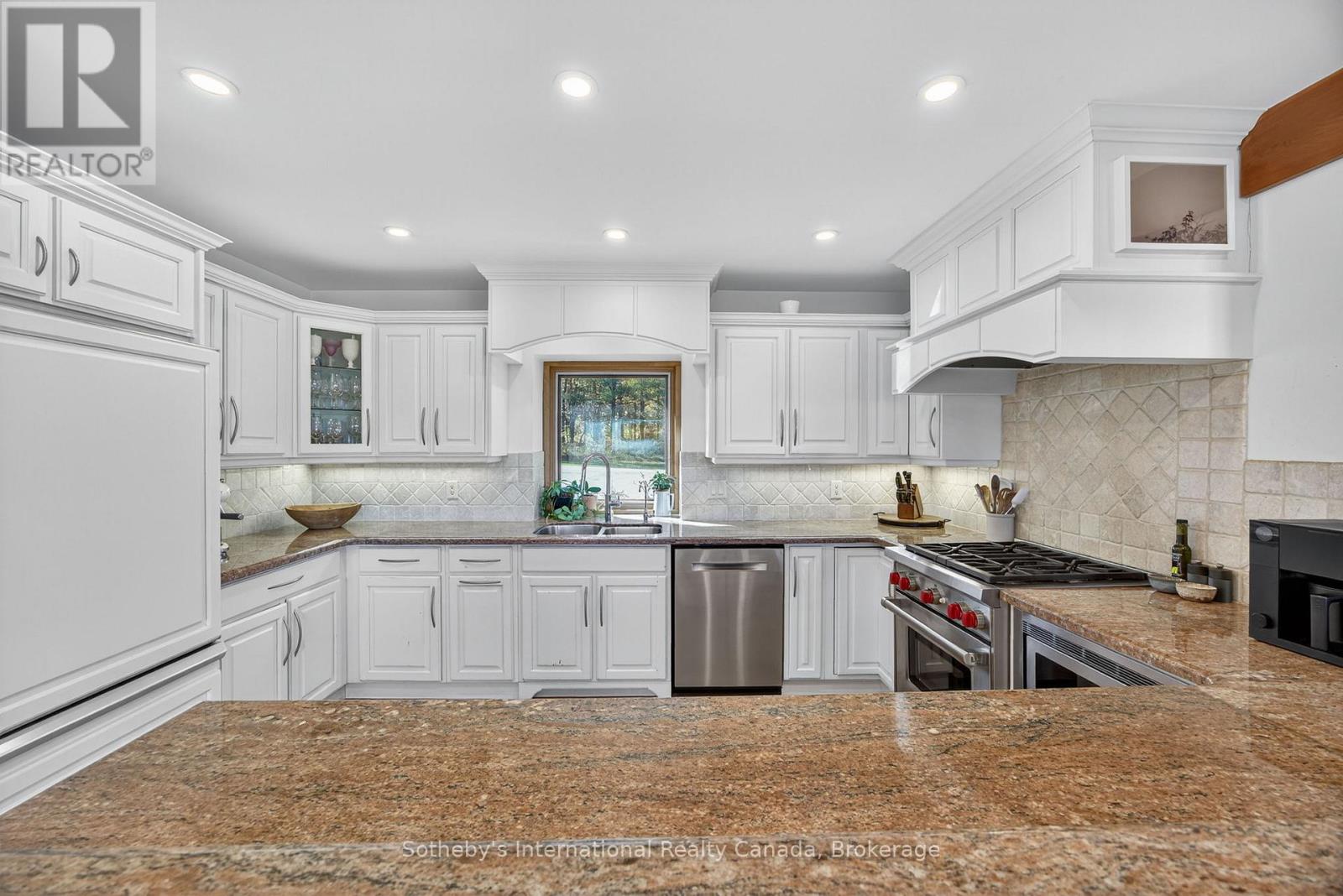 589374 19 Grey Road, Blue Mountains, Ontario  L9Y 0R6 - Photo 11 - X12670908