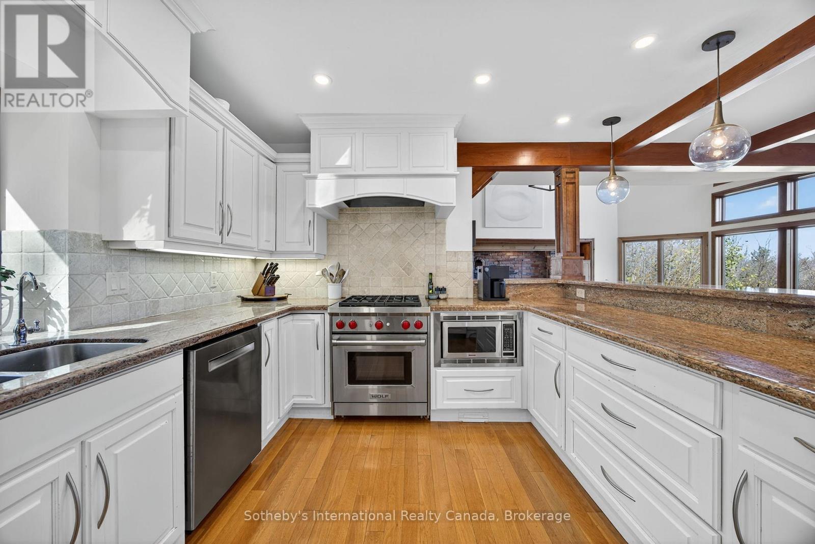 589374 19 Grey Road, Blue Mountains, Ontario  L9Y 0R6 - Photo 12 - X12670908