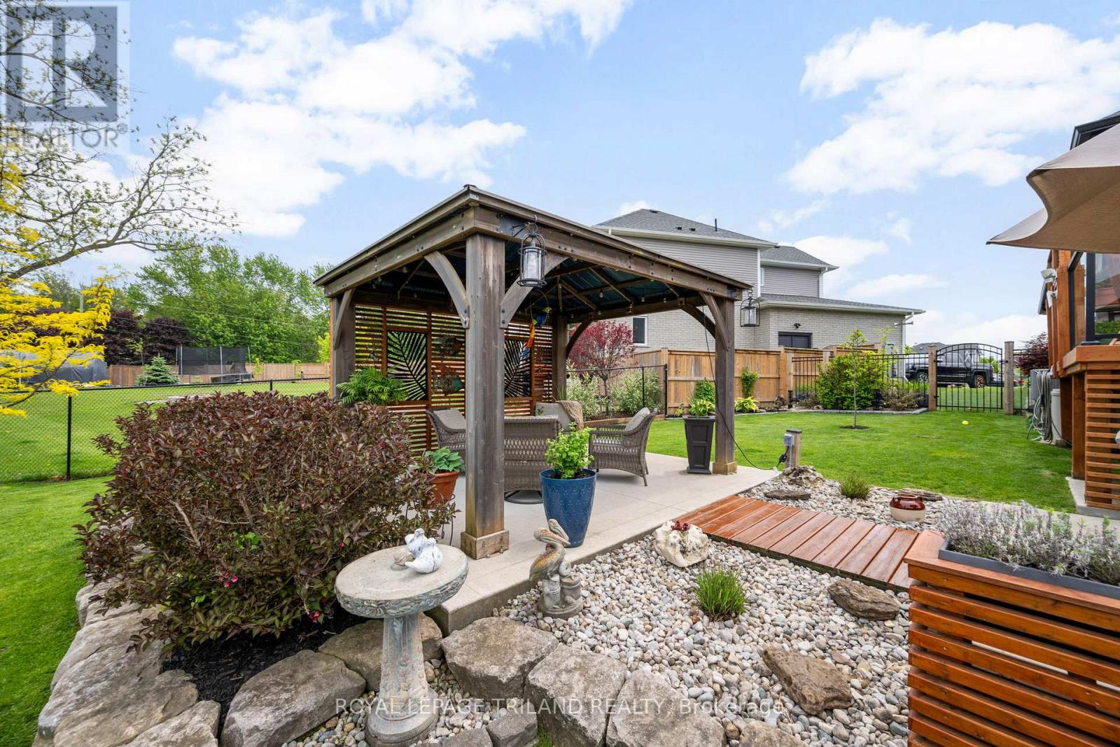 208 Emery Street, Central Elgin, Ontario  N5L 0A5 - Photo 32 - X12670942