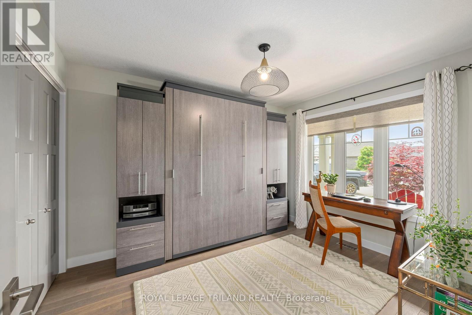 208 Emery Street, Central Elgin, Ontario  N5L 0A5 - Photo 6 - X12670942