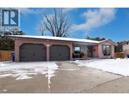 52 FARMHOUSE PLACE, Chatham, Ontario