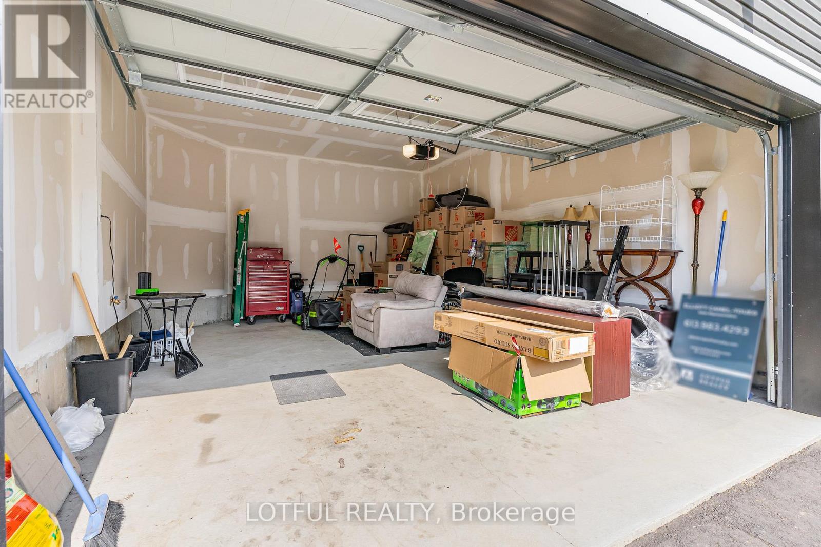 82 Lilac Circle, Haldimand, Ontario  N3W 0H6 - Photo 30 - X12670918