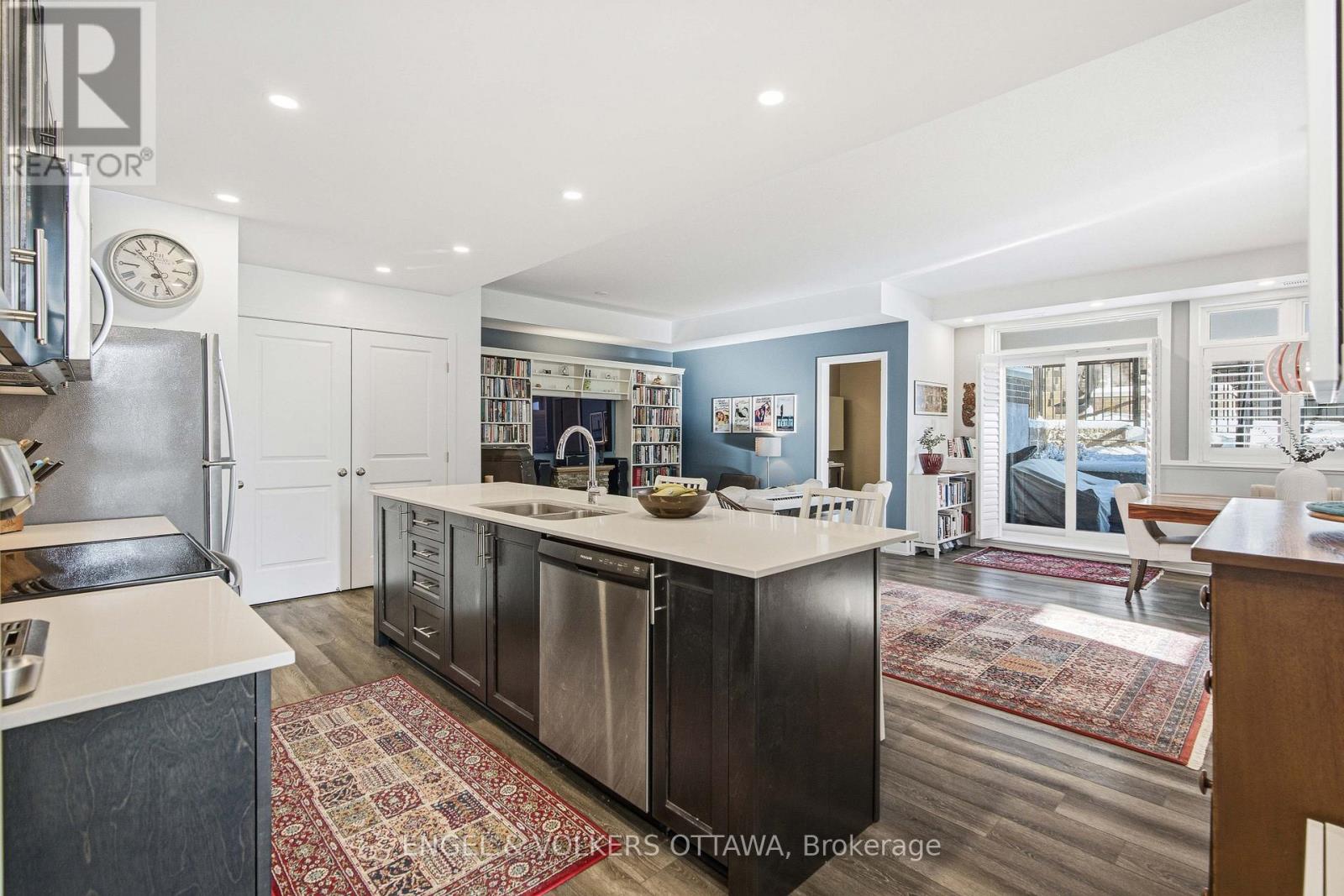 B - 310 Tulum Crescent, Ottawa, Ontario  K2S 2Y4 - Photo 5 - X12670928