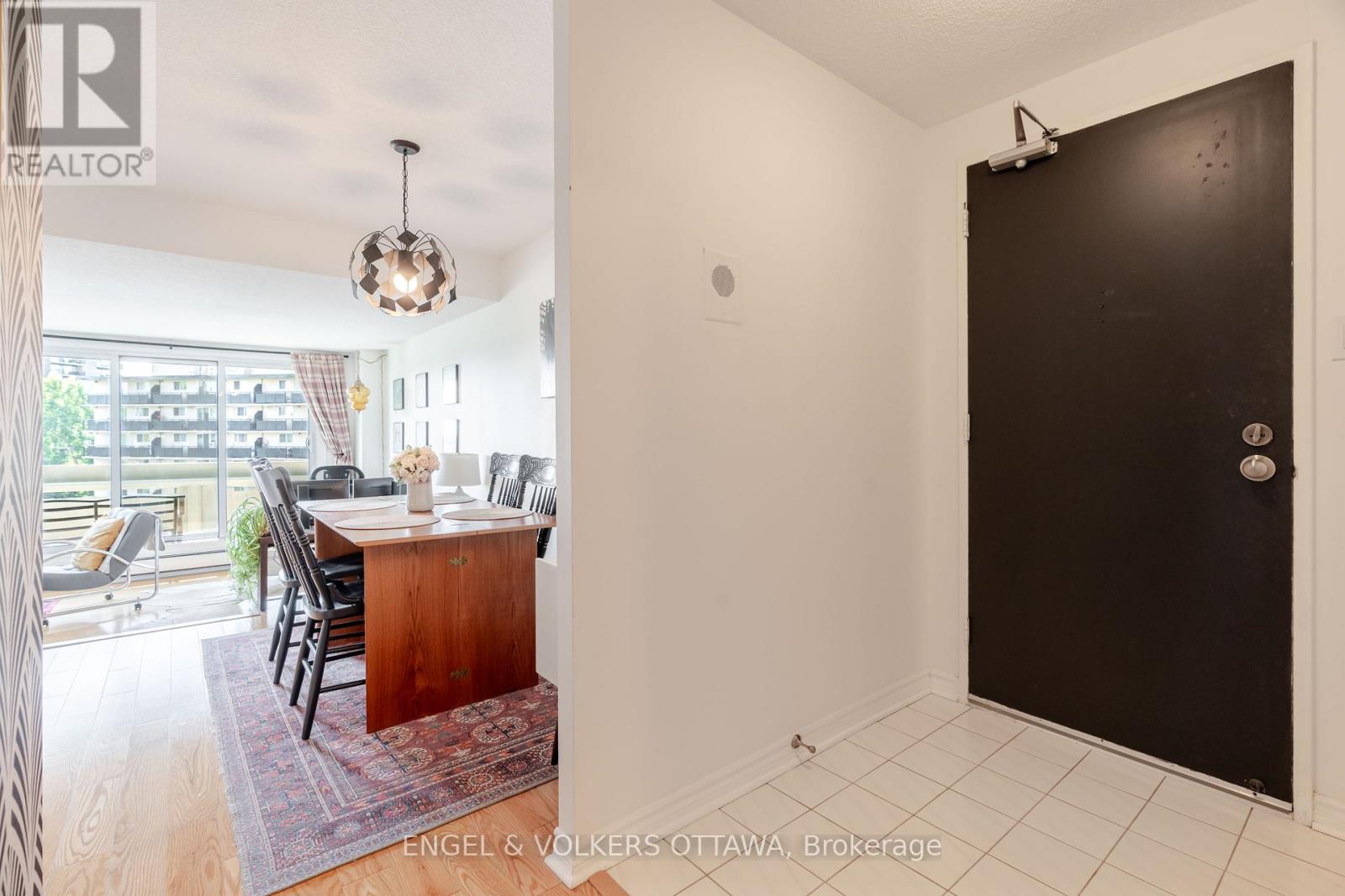 606 - 1171 Ambleside Drive, Ottawa, Ontario  K2B 8E1 - Photo 9 - X12670936