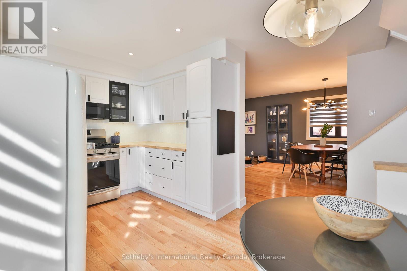 4 Fenton Drive, Hamilton, Ontario  L8B 0C8 - Photo 15 - X12670922