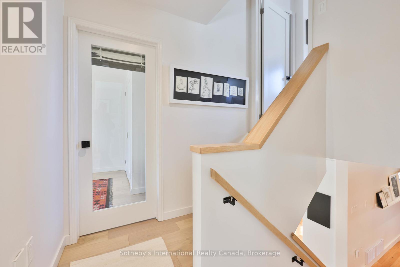 4 Fenton Drive, Hamilton, Ontario  L8B 0C8 - Photo 26 - X12670922