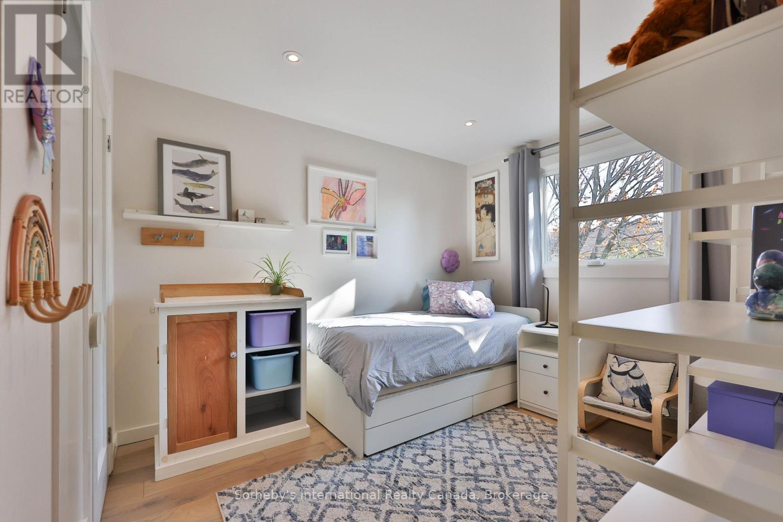 4 Fenton Drive, Hamilton, Ontario  L8B 0C8 - Photo 27 - X12670922