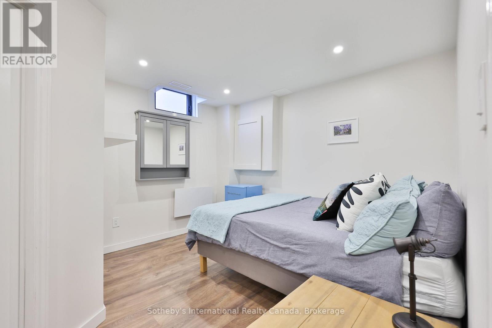 4 Fenton Drive, Hamilton, Ontario  L8B 0C8 - Photo 44 - X12670922