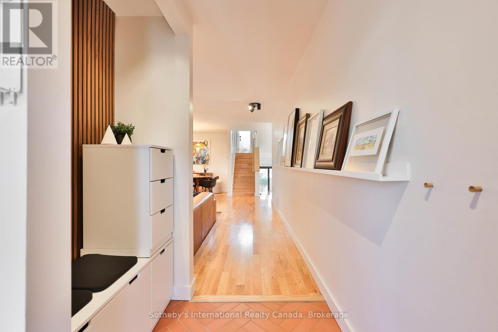 4 Fenton Drive, Hamilton, Ontario  L8B 0C8 - Photo 7 - X12670922