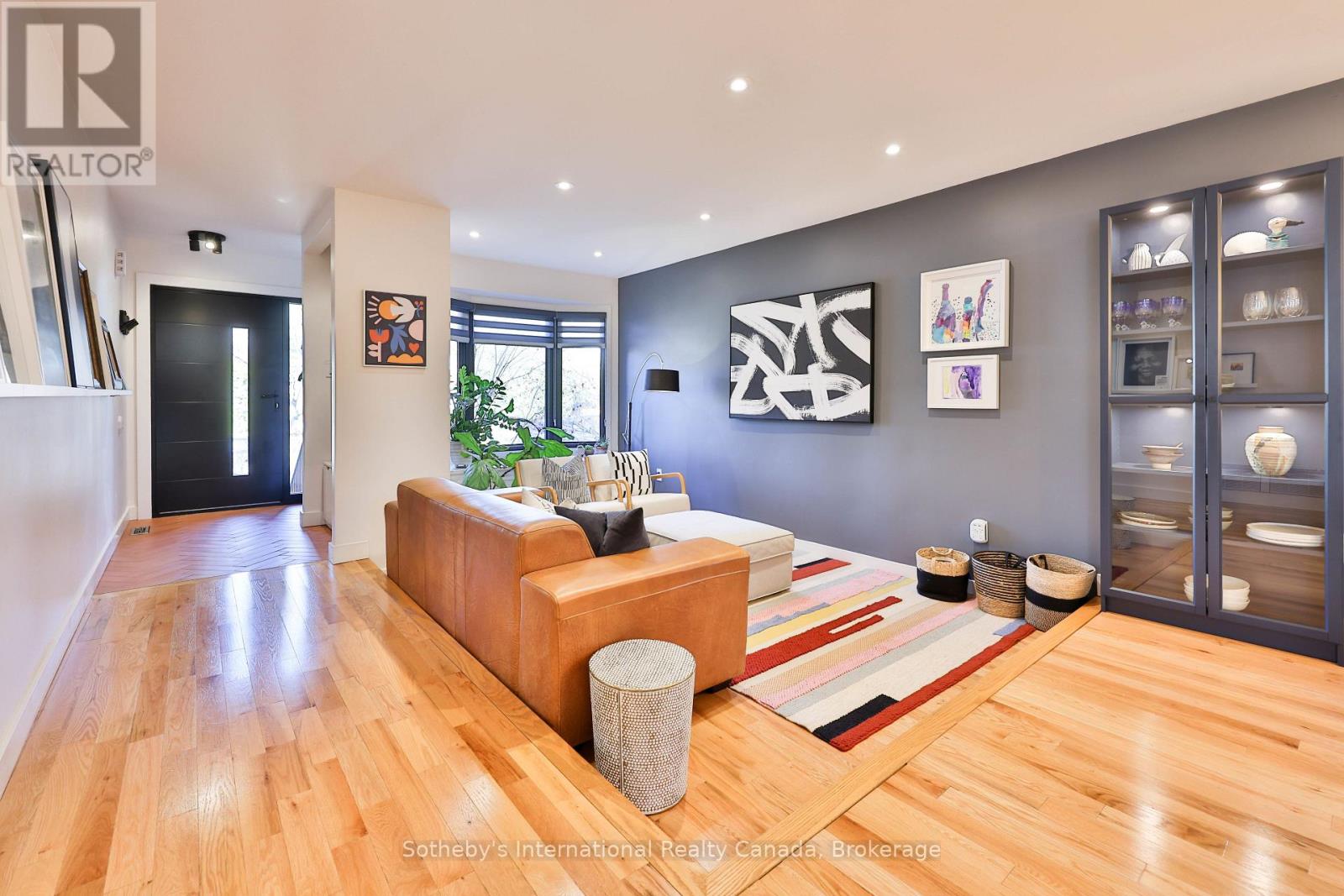 4 Fenton Drive, Hamilton, Ontario  L8B 0C8 - Photo 8 - X12670922