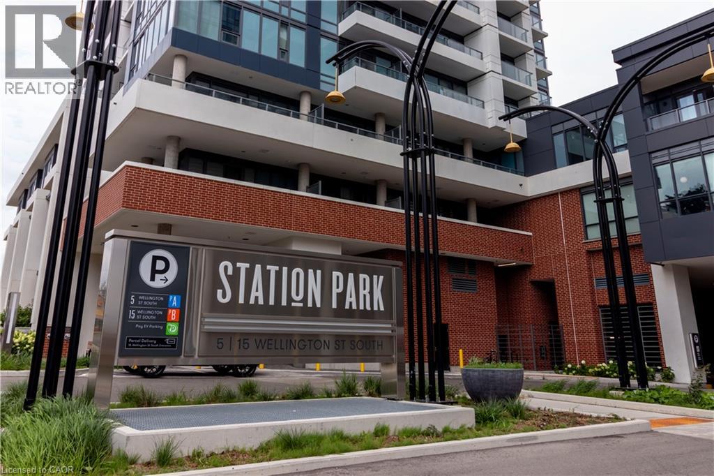 15 Wellington Street S Unit# 1810, Waterloo, Ontario  N2G 0E4 - Photo 2 - 40796397