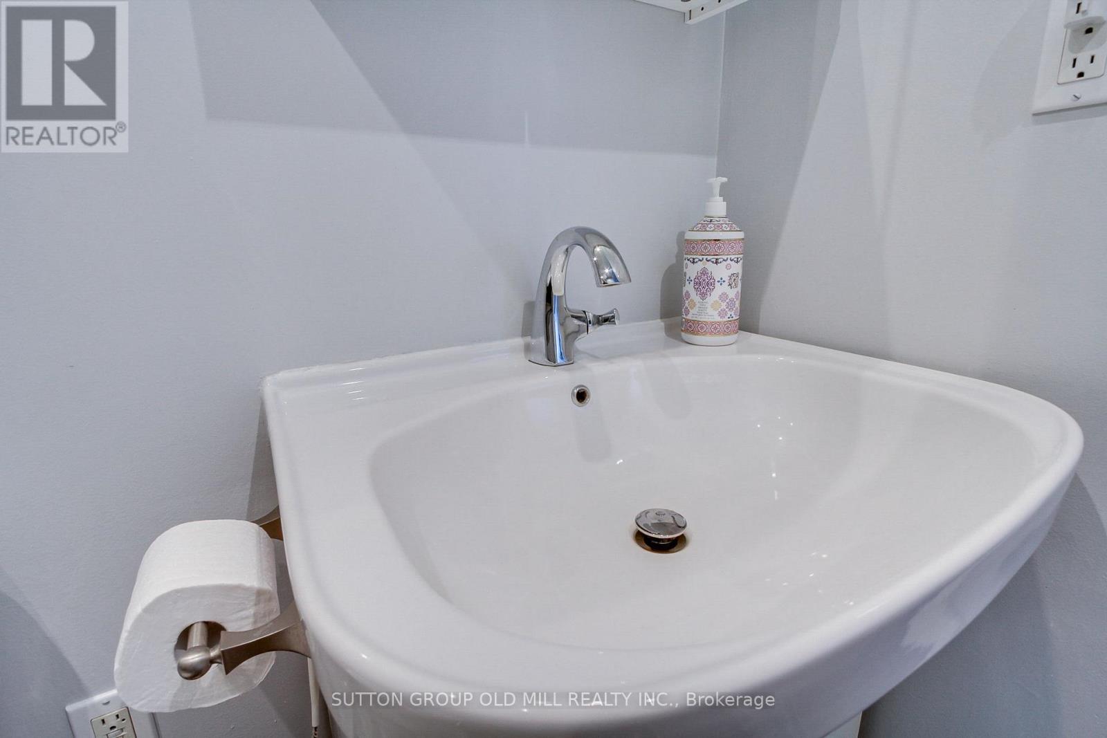 1604 - 133 Torresdale Avenue, Toronto (Westminster-Branson), Ontario  M2R 3T2 - Photo 30 - C12670886