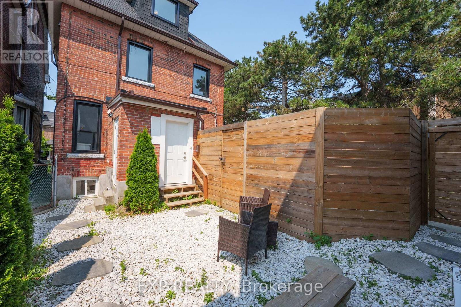 29 Grace Street, Toronto, Ontario  M6J 2S4 - Photo 28 - C12670900