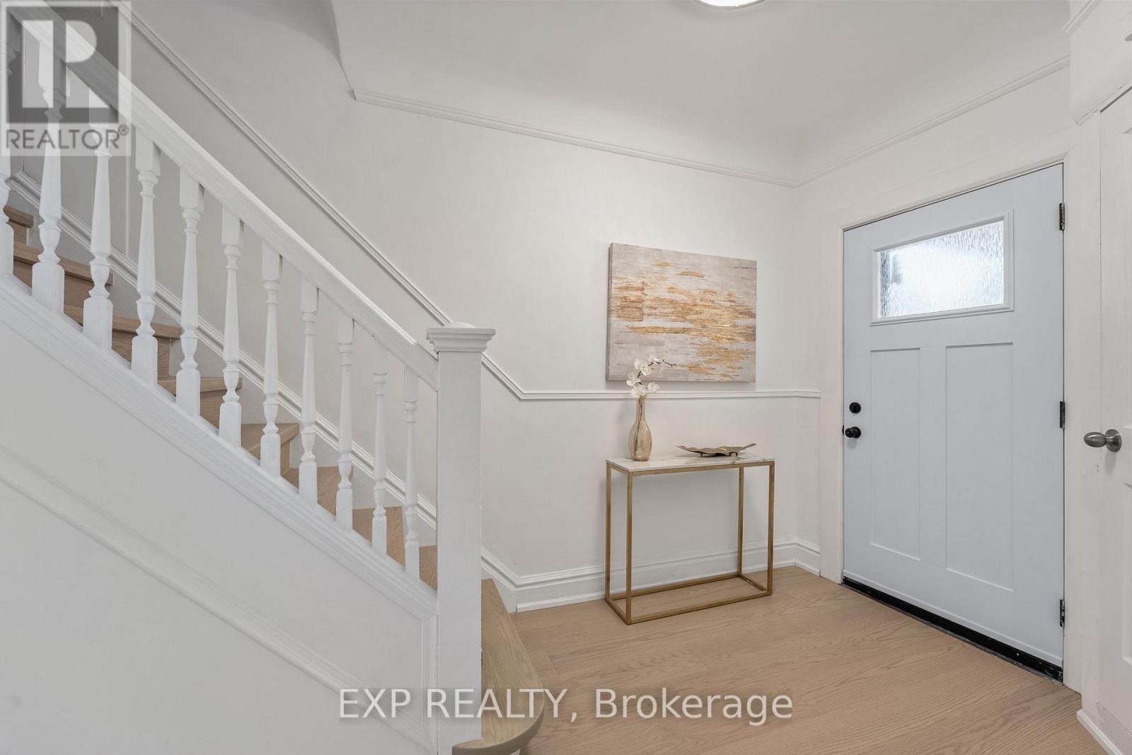 29 Grace Street, Toronto, Ontario  M6J 2S4 - Photo 5 - C12670900