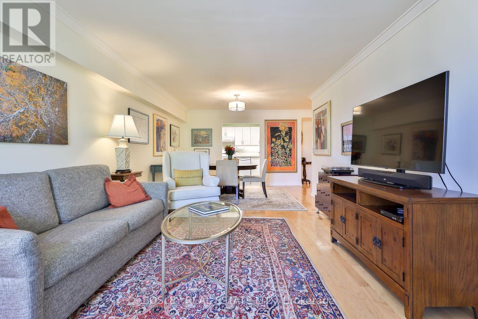 408 - 955 Millwood Road, Toronto, Ontario  M4G 4E3 - Photo 10 - C12670910