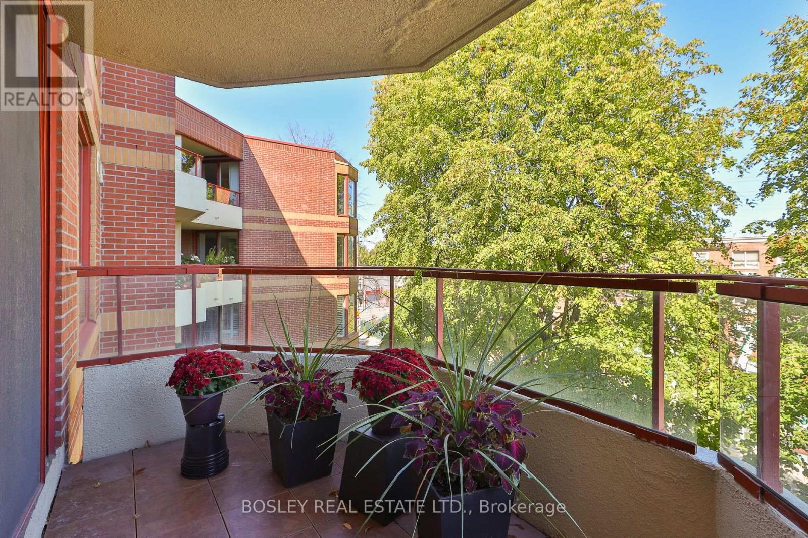 408 - 955 Millwood Road, Toronto, Ontario  M4G 4E3 - Photo 8 - C12670910