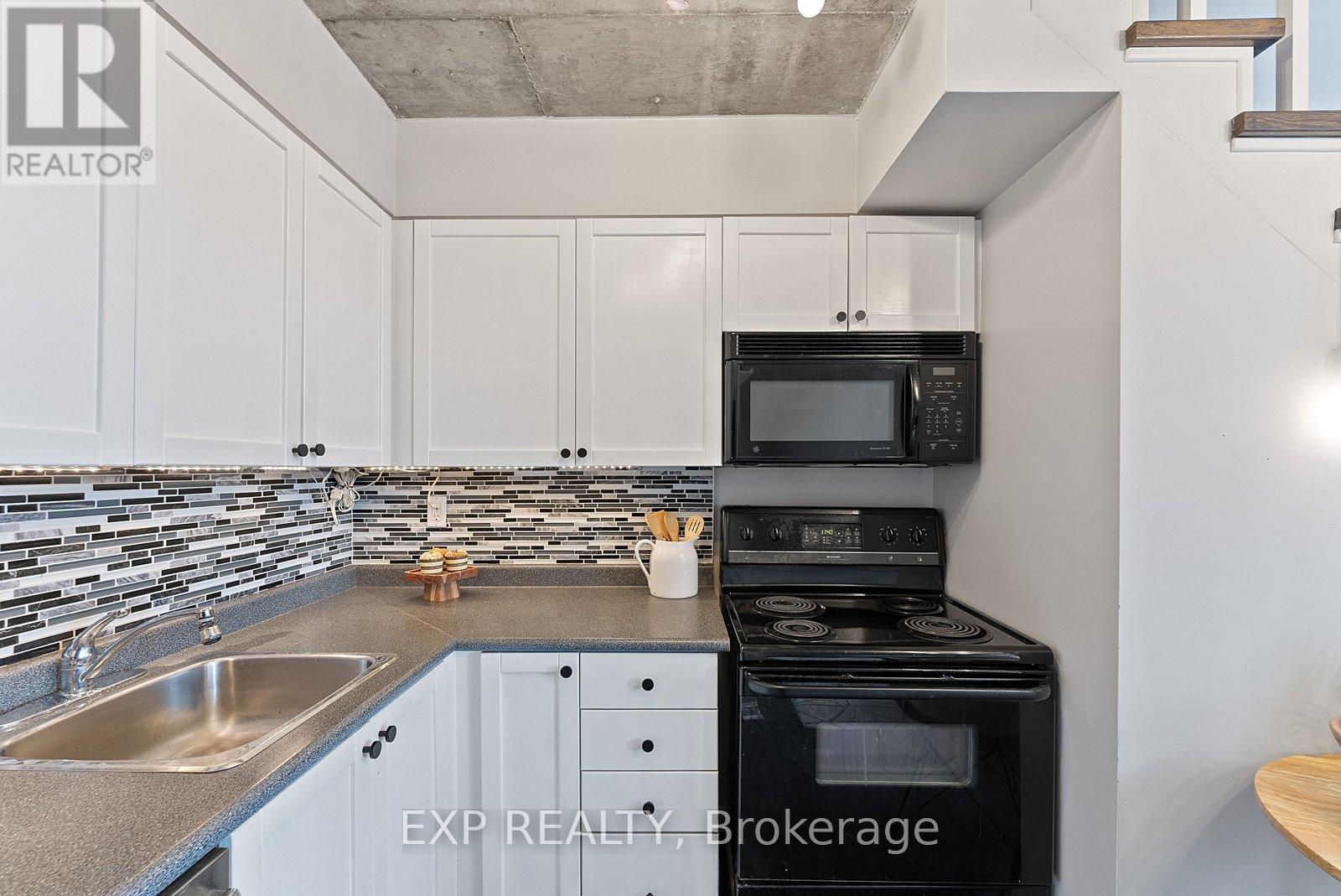 401 - 1029 King Street W, Toronto, Ontario  M6K 1J7 - Photo 10 - C12670914