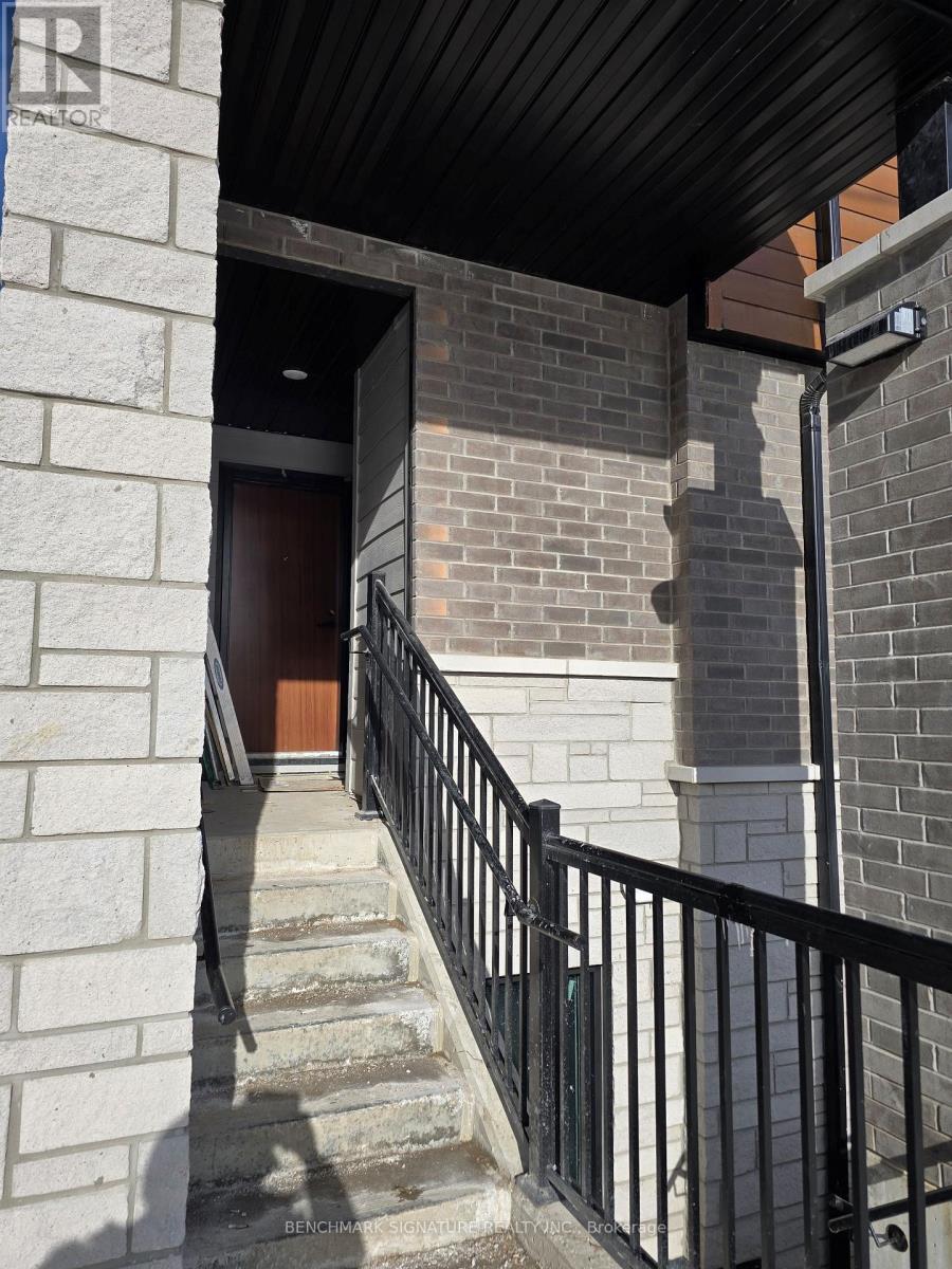 520 - 30 Markdale Lane, Markham, Ontario  L3S 0E3 - Photo 2 - N12670920