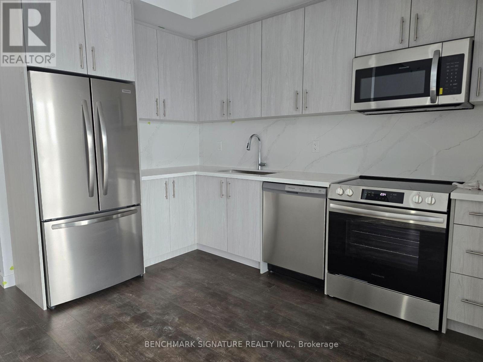 520 - 30 Markdale Lane, Markham, Ontario  L3S 0E3 - Photo 3 - N12670920