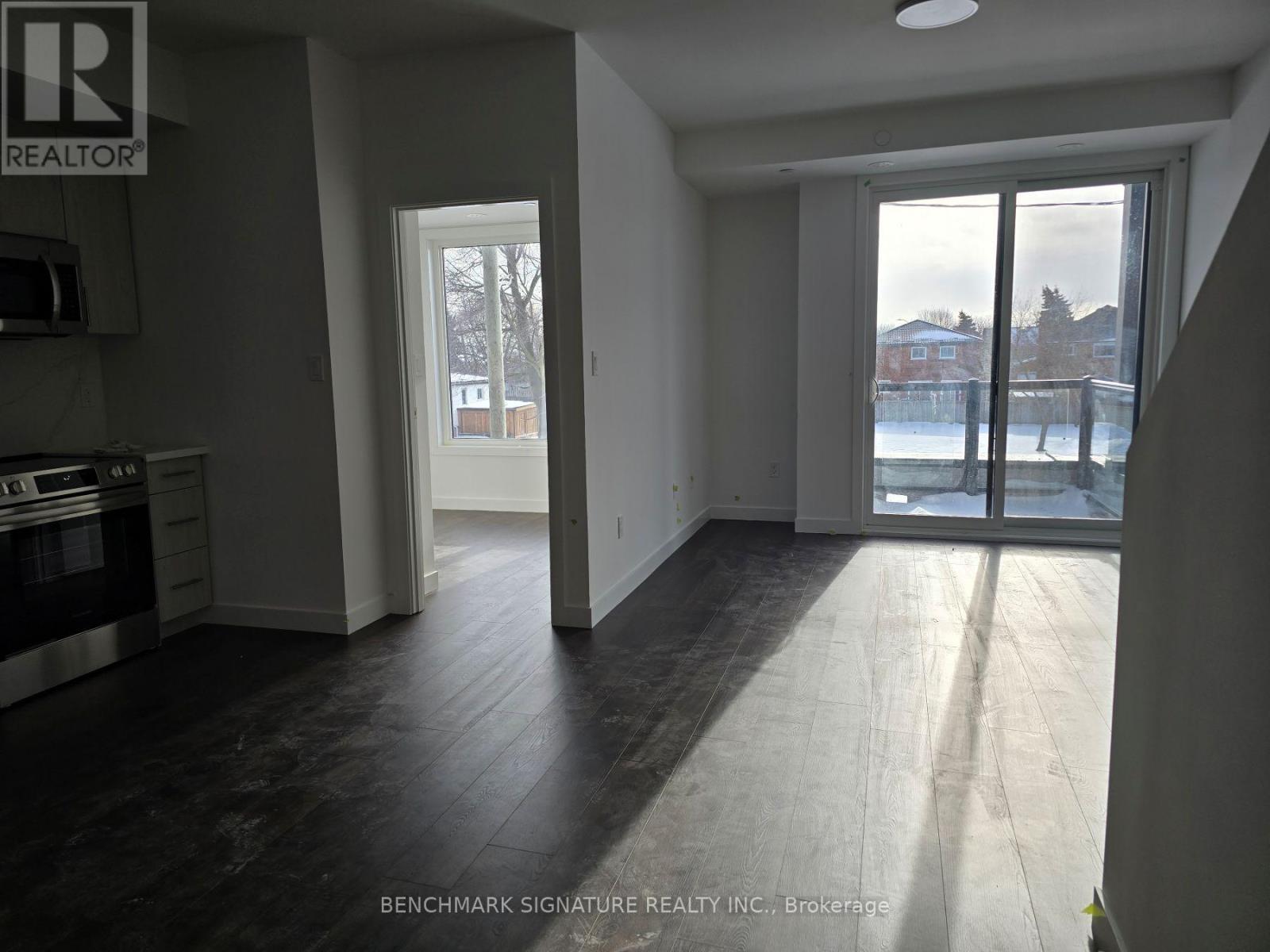 520 - 30 Markdale Lane, Markham, Ontario  L3S 0E3 - Photo 4 - N12670920