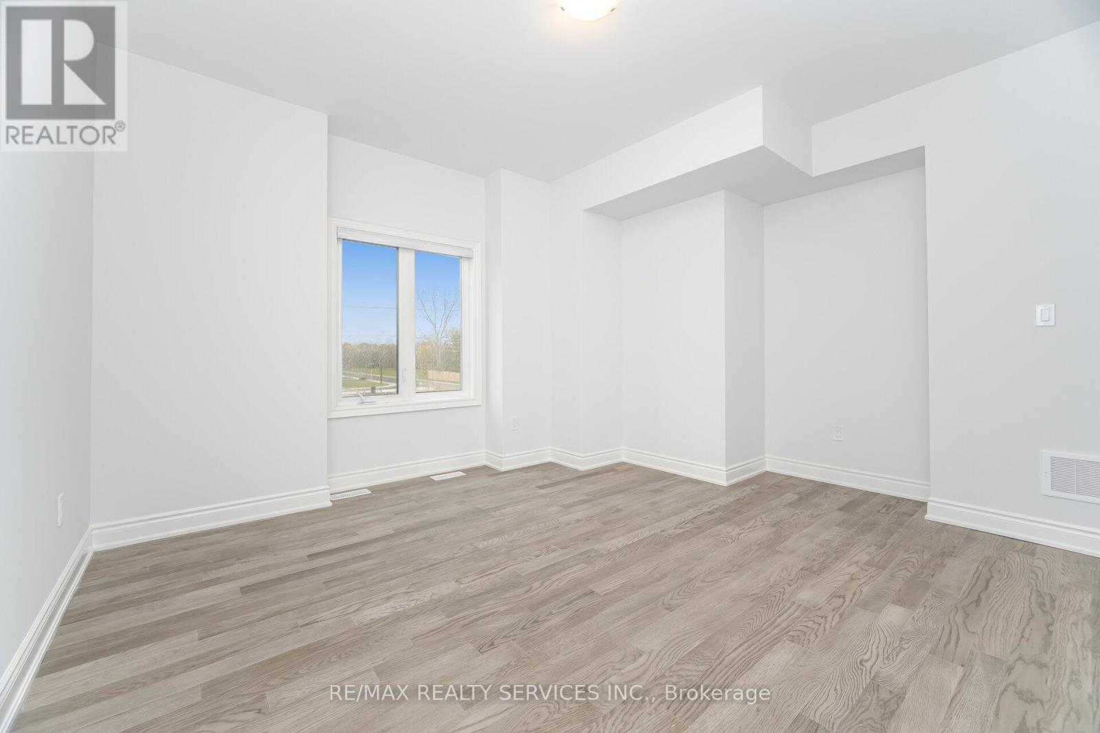 24 Alan Williams Trail, Uxbridge, Ontario  L9P 0R6 - Photo 22 - N12670934