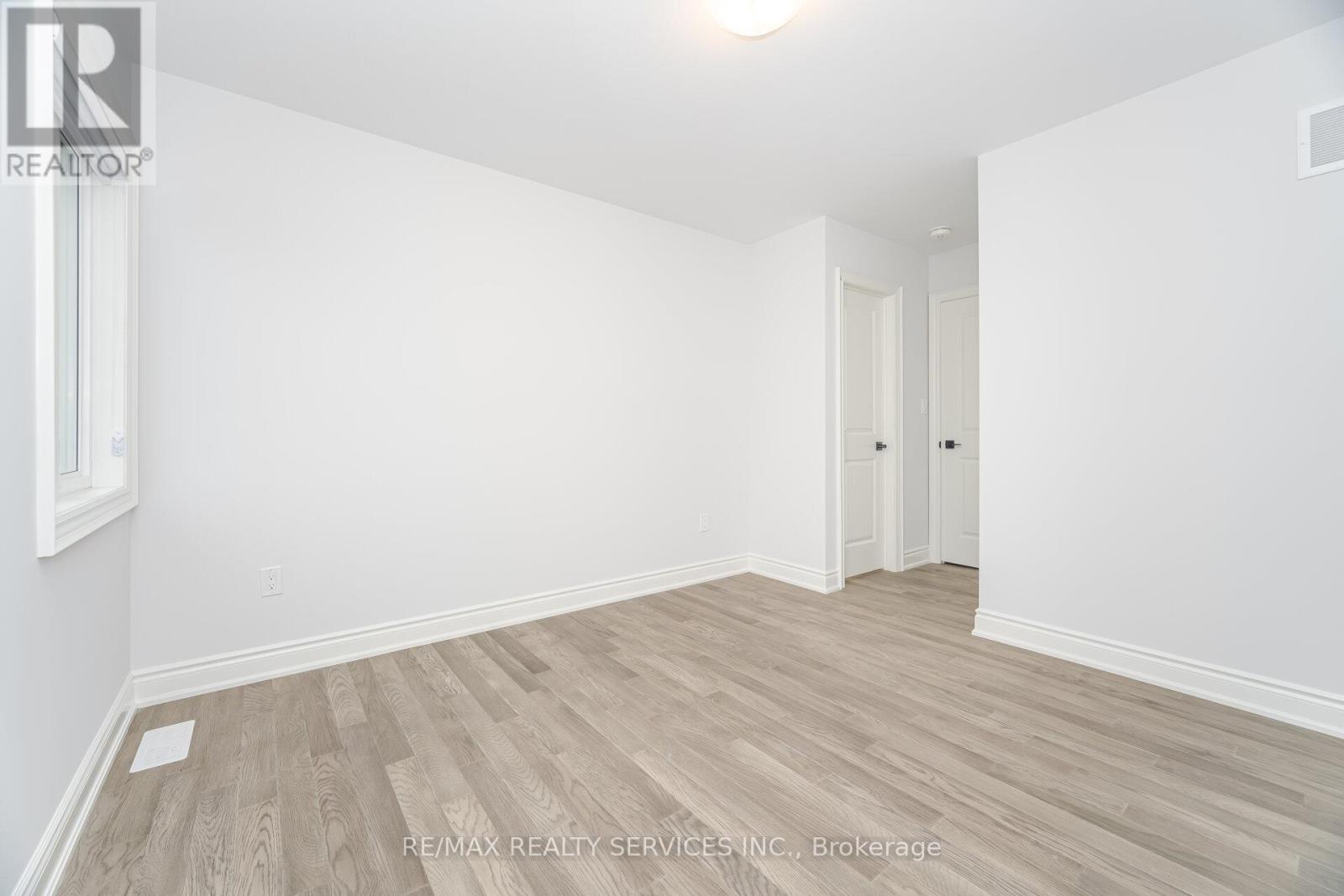 24 Alan Williams Trail, Uxbridge, Ontario  L9P 0R6 - Photo 35 - N12670934