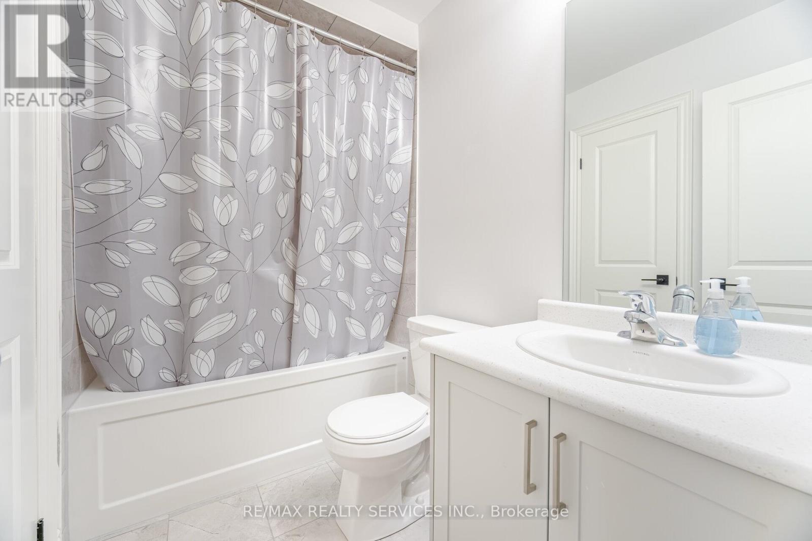 24 Alan Williams Trail, Uxbridge, Ontario  L9P 0R6 - Photo 37 - N12670934