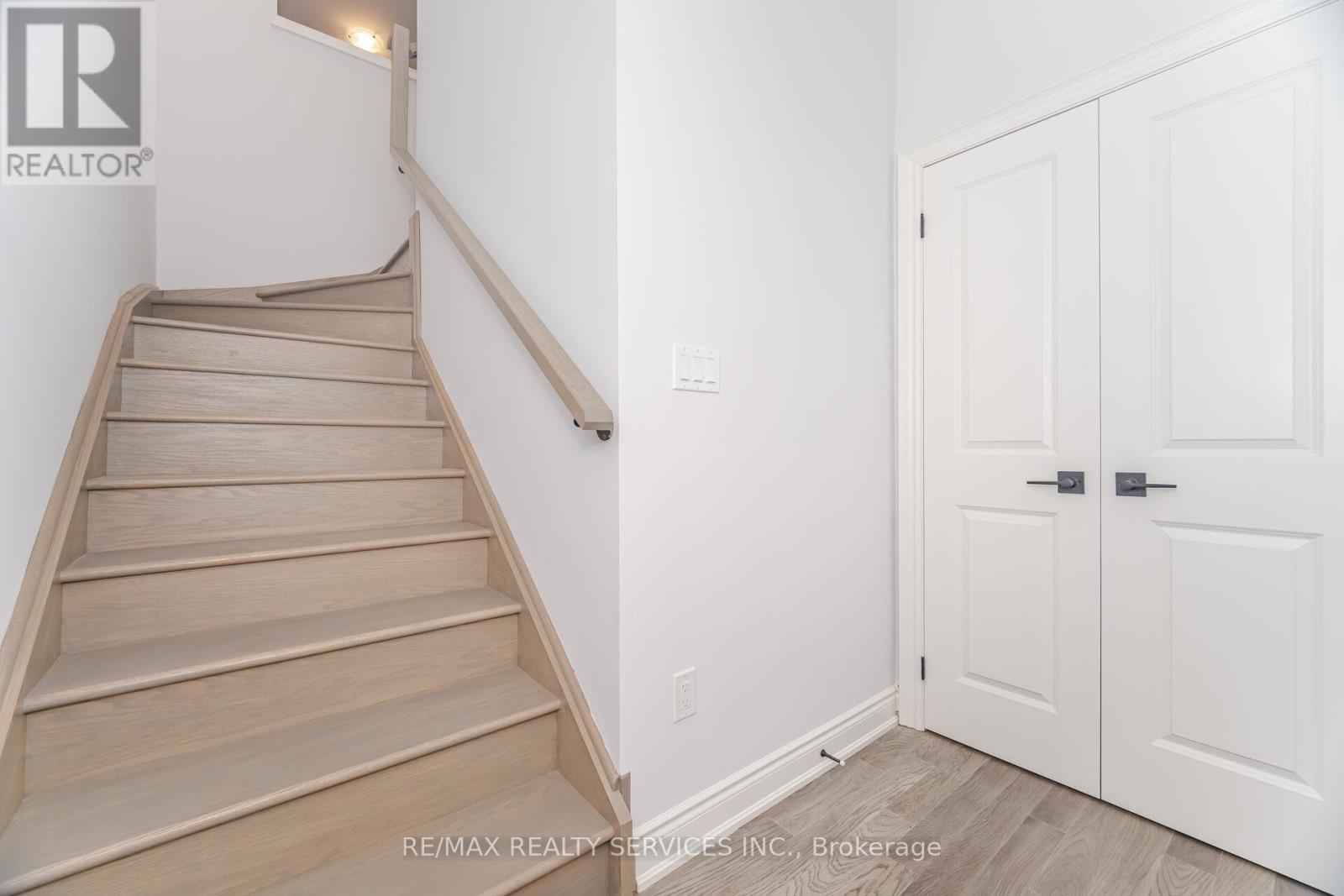 24 Alan Williams Trail, Uxbridge, Ontario  L9P 0R6 - Photo 8 - N12670934