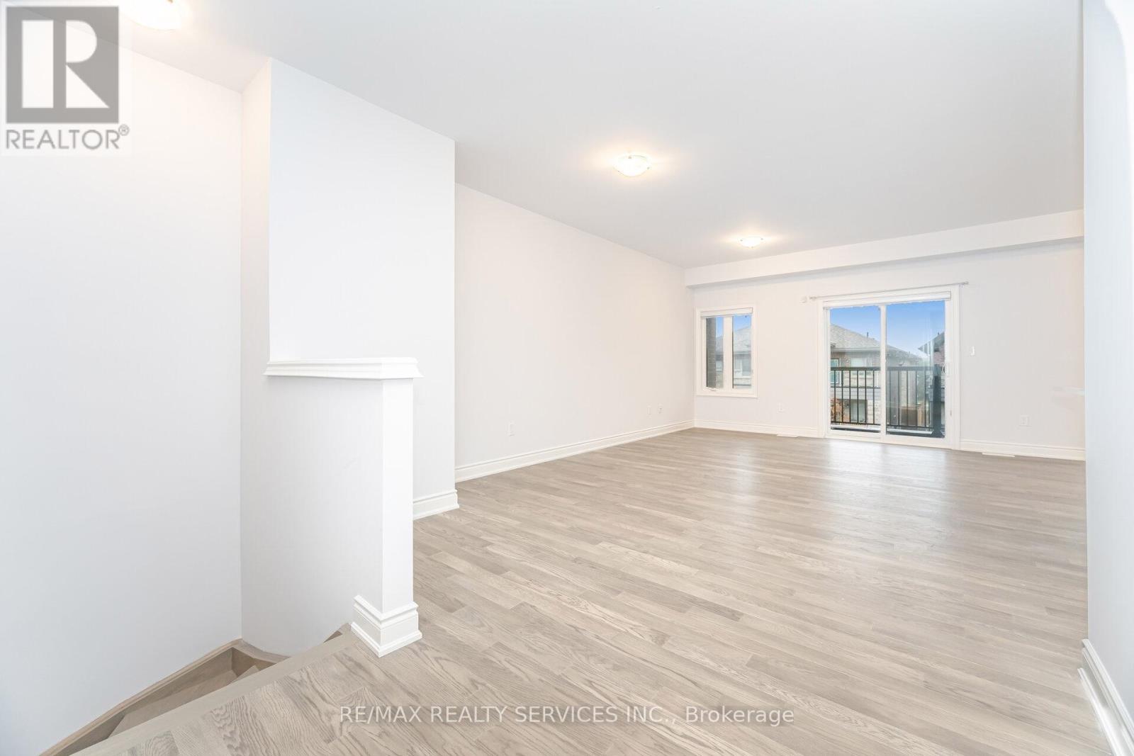 24 Alan Williams Trail, Uxbridge, Ontario  L9P 0R6 - Photo 9 - N12670934