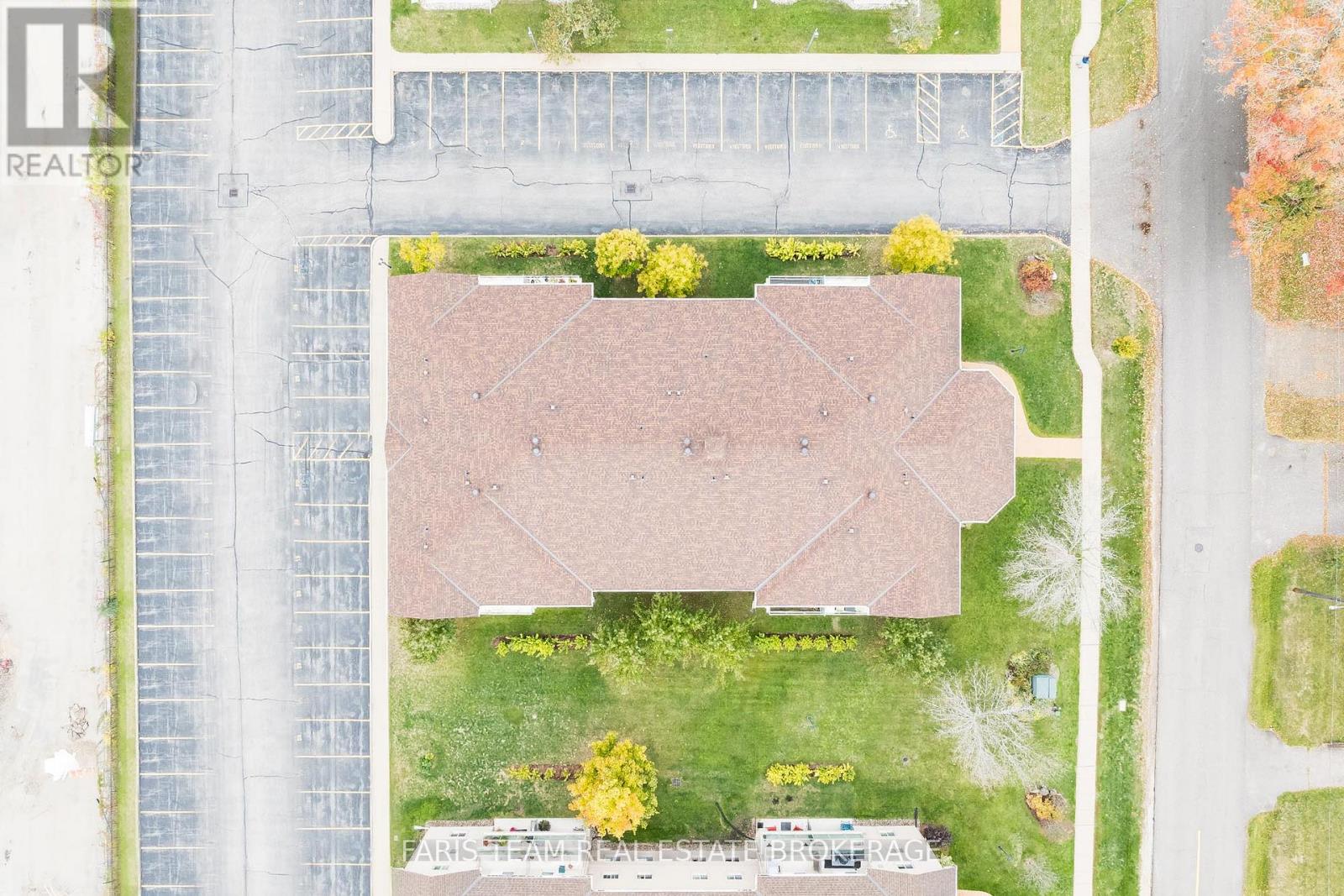 101 - 115 Bond Street, Orillia, Ontario  L3V 1J7 - Photo 28 - S12670926