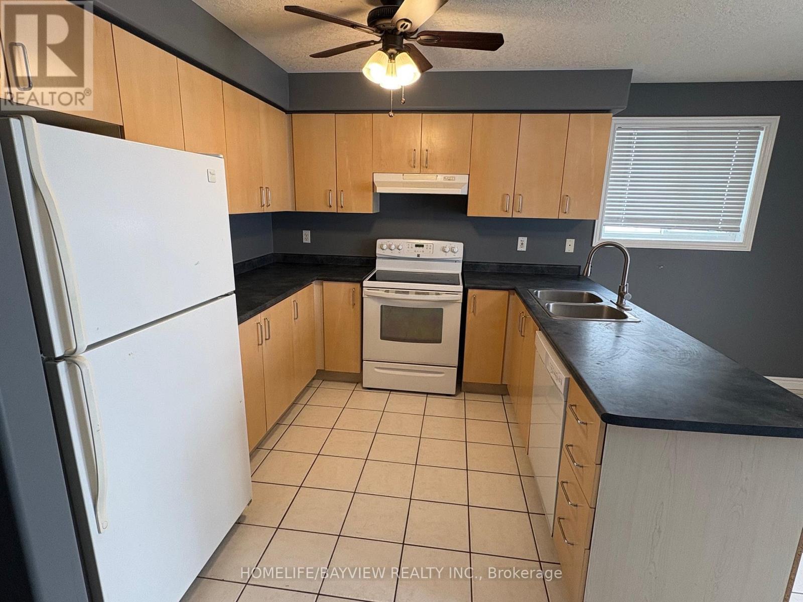 4 Quinlan Road, Barrie, Ontario  L4M 7A9 - Photo 8 - S12670948