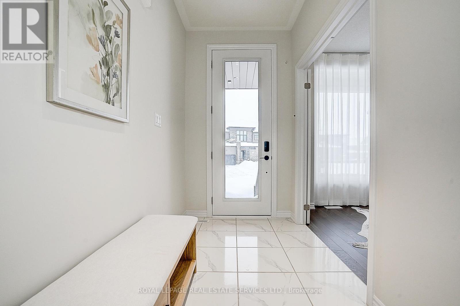 51 Nicord Road, Wasaga Beach, Ontario  L9Z 0N4 - Photo 4 - S12670968