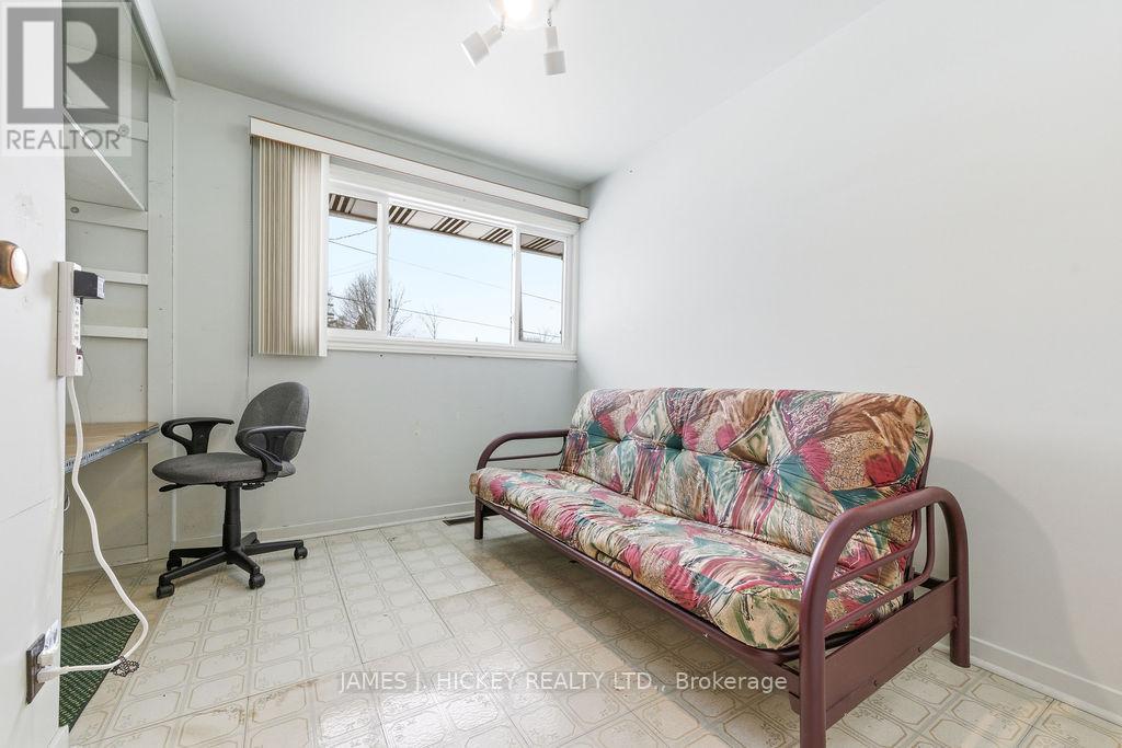 94 Glendale Avenue, Deep River, Ontario  K0J 1P0 - Photo 19 - X12652092