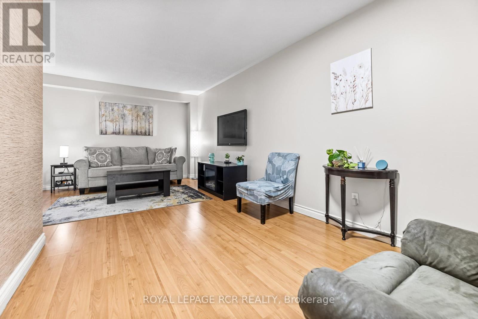 120 Howard Crescent, Orangeville, Ontario  L9W 4W2 - Photo 5 - W12670882