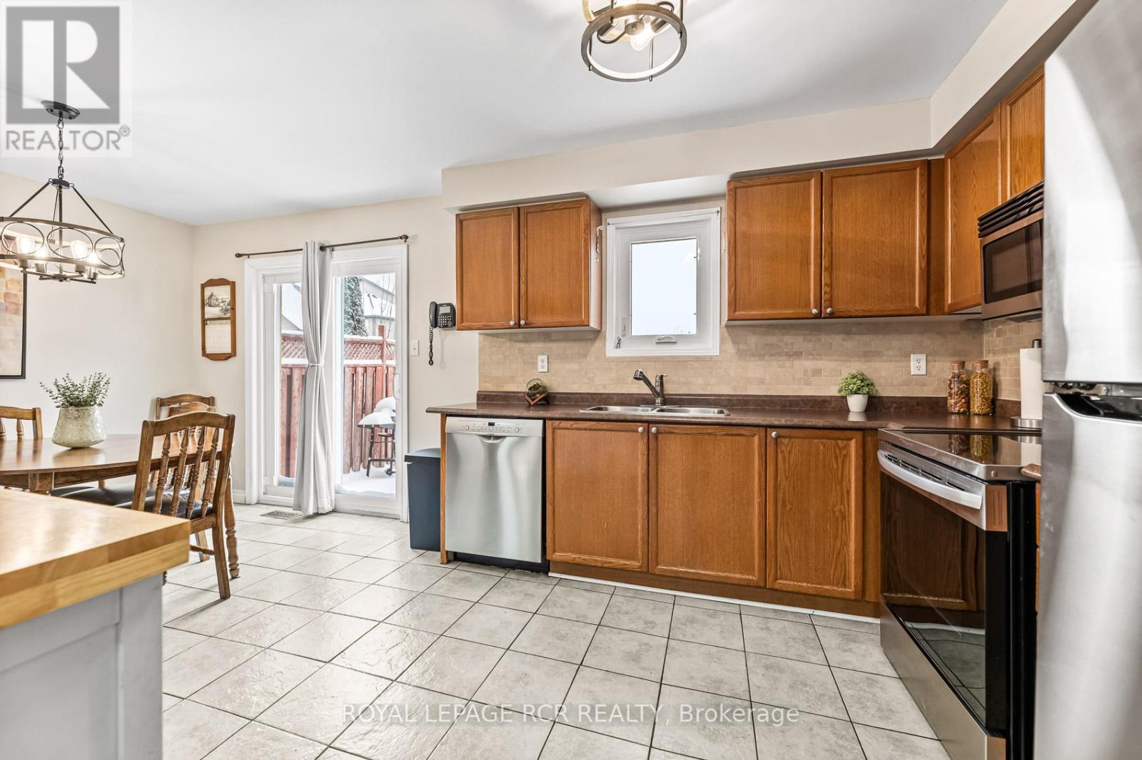 120 Howard Crescent, Orangeville, Ontario  L9W 4W2 - Photo 9 - W12670882