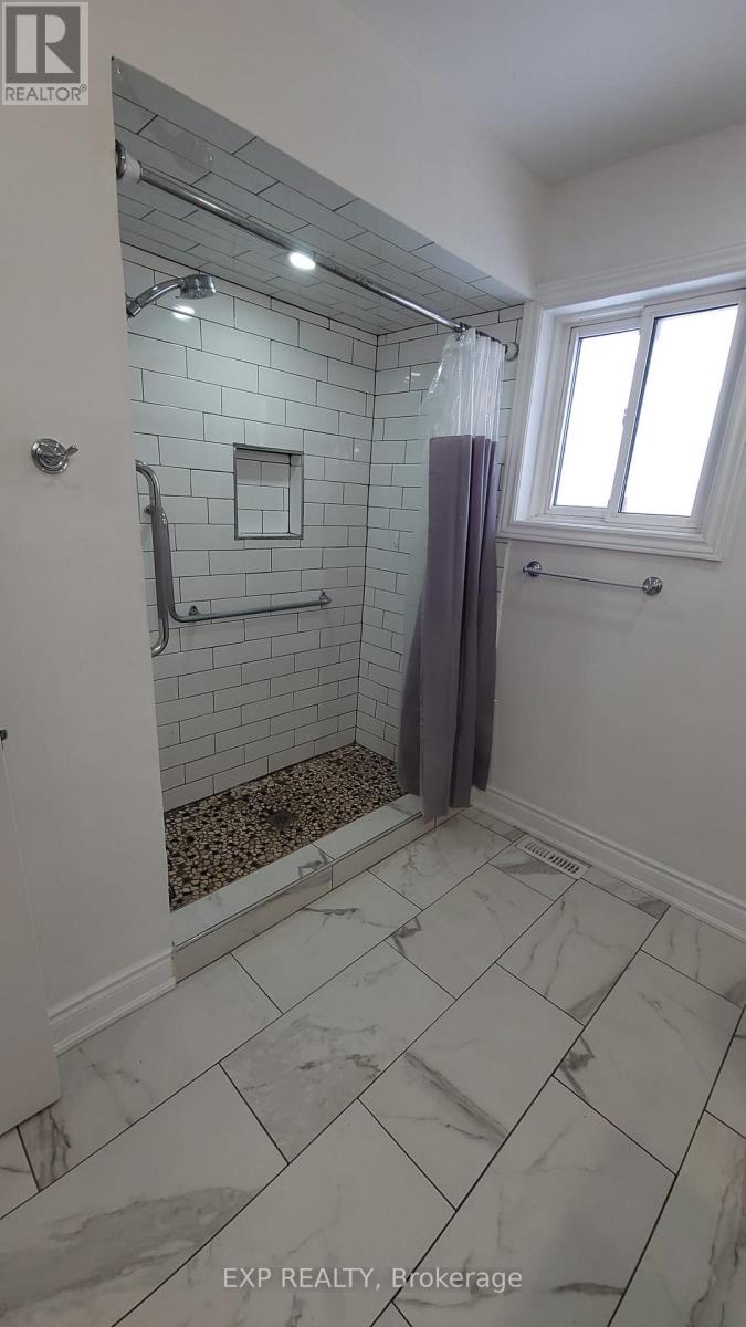 4483 Radisson Crescent, Mississauga, Ontario  L5M 4C8 - Photo 24 - W12670912