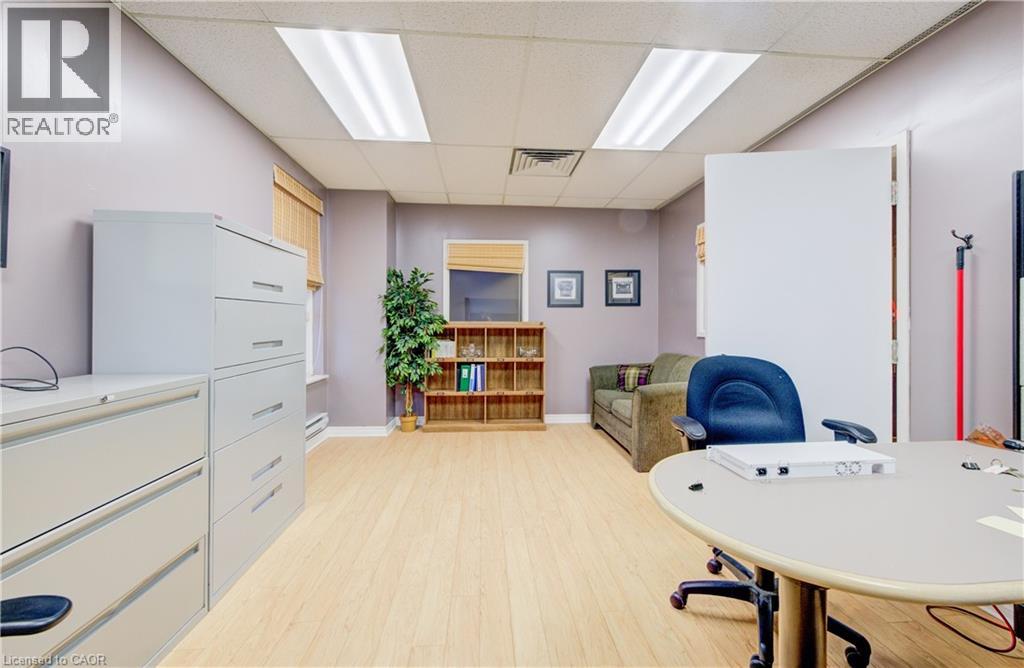 30 Ridgeway Circle, Woodstock, Ontario  N4V 1C9 - Photo 9 - 40795175