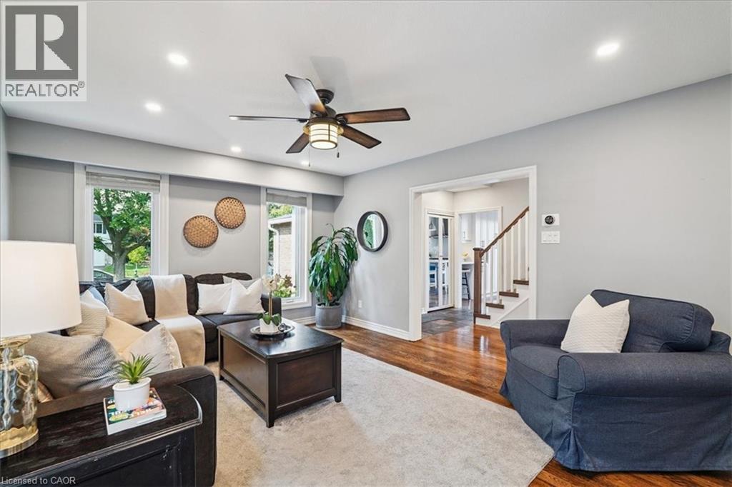 1923 Steepbank Crescent, Mississauga, Ontario  L4X 1T9 - Photo 10 - 40796414