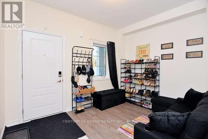 150 Winters Way, Shelburne, Ontario  L9V 3Y1 - Photo 5 - X12670880