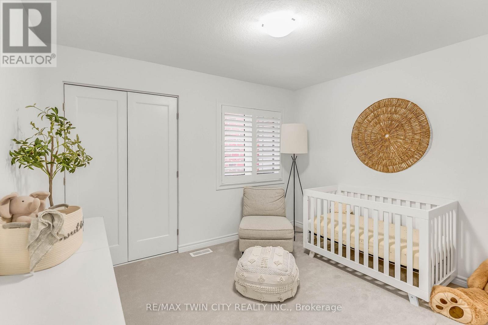 286 Forestwalk Street, Kitchener, Ontario  N2R 0T2 - Photo 34 - X12670966