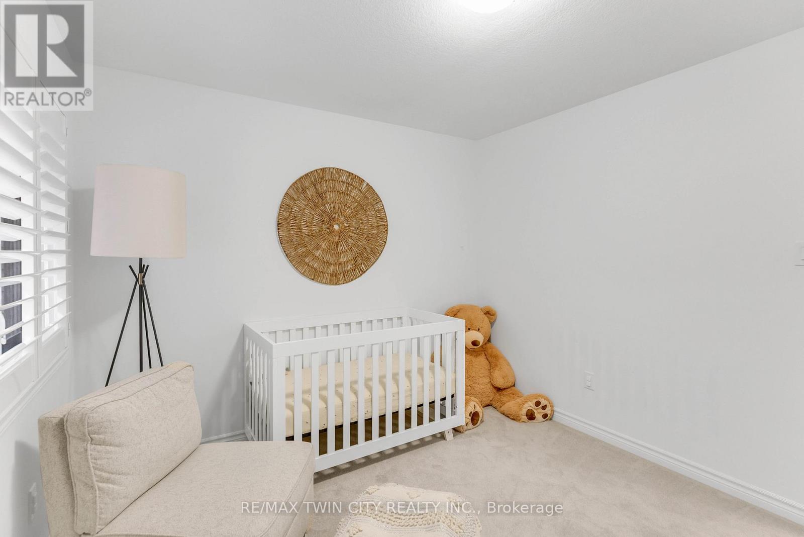 286 Forestwalk Street, Kitchener, Ontario  N2R 0T2 - Photo 35 - X12670966