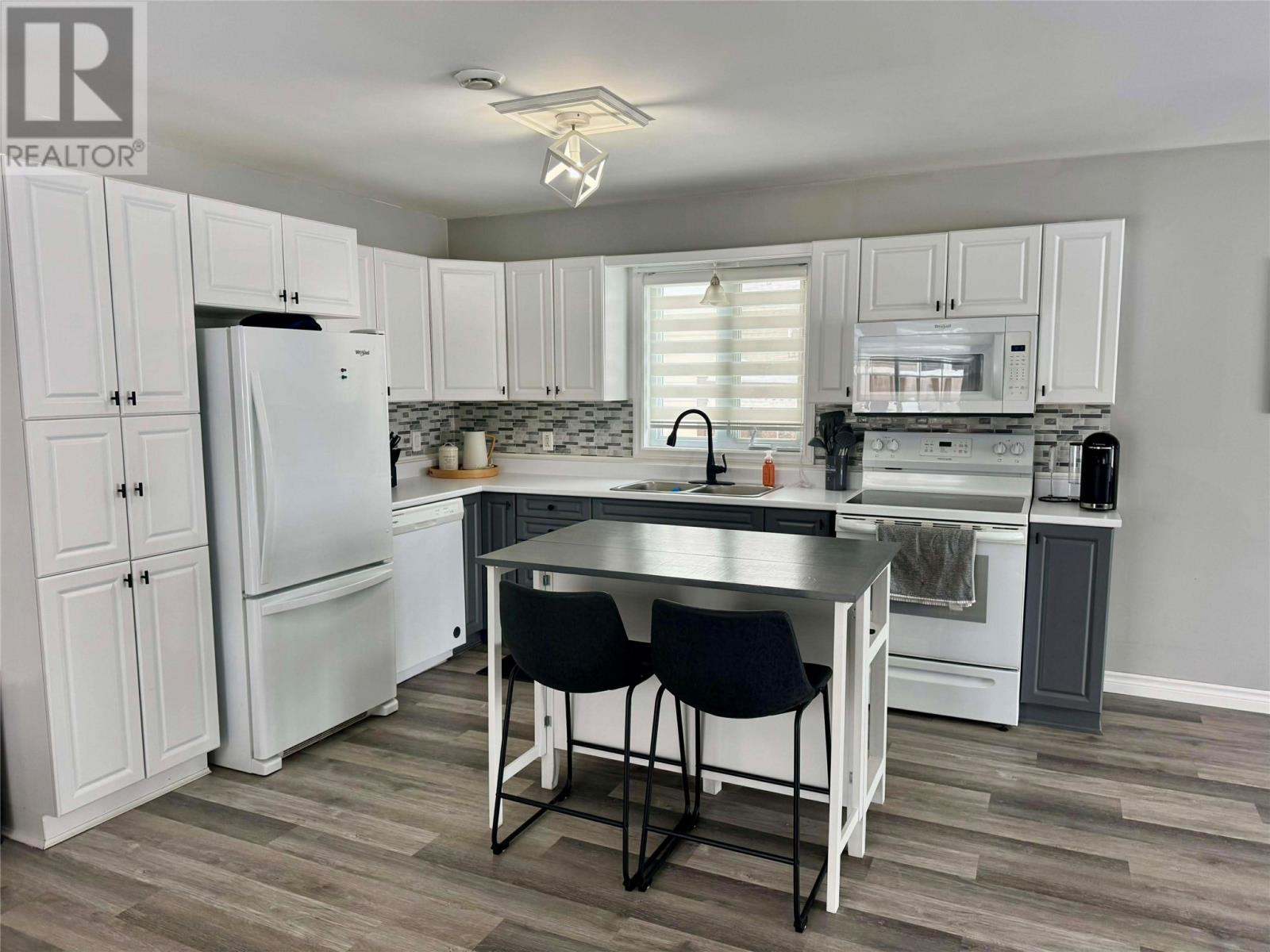 4006 Canning Avenue, Labrador City, Newfoundland & Labrador  A2V 1W5 - Photo 4 - 1293467