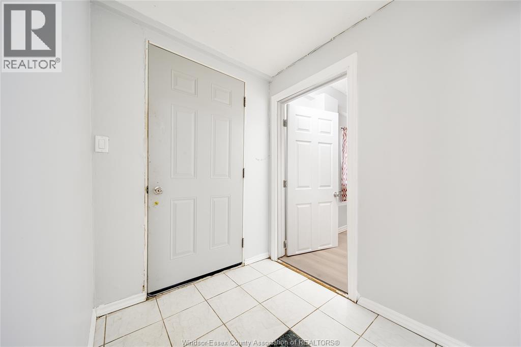 412 Prince Road, Windsor, Ontario  N9C 2Y8 - Photo 8 - 26000060