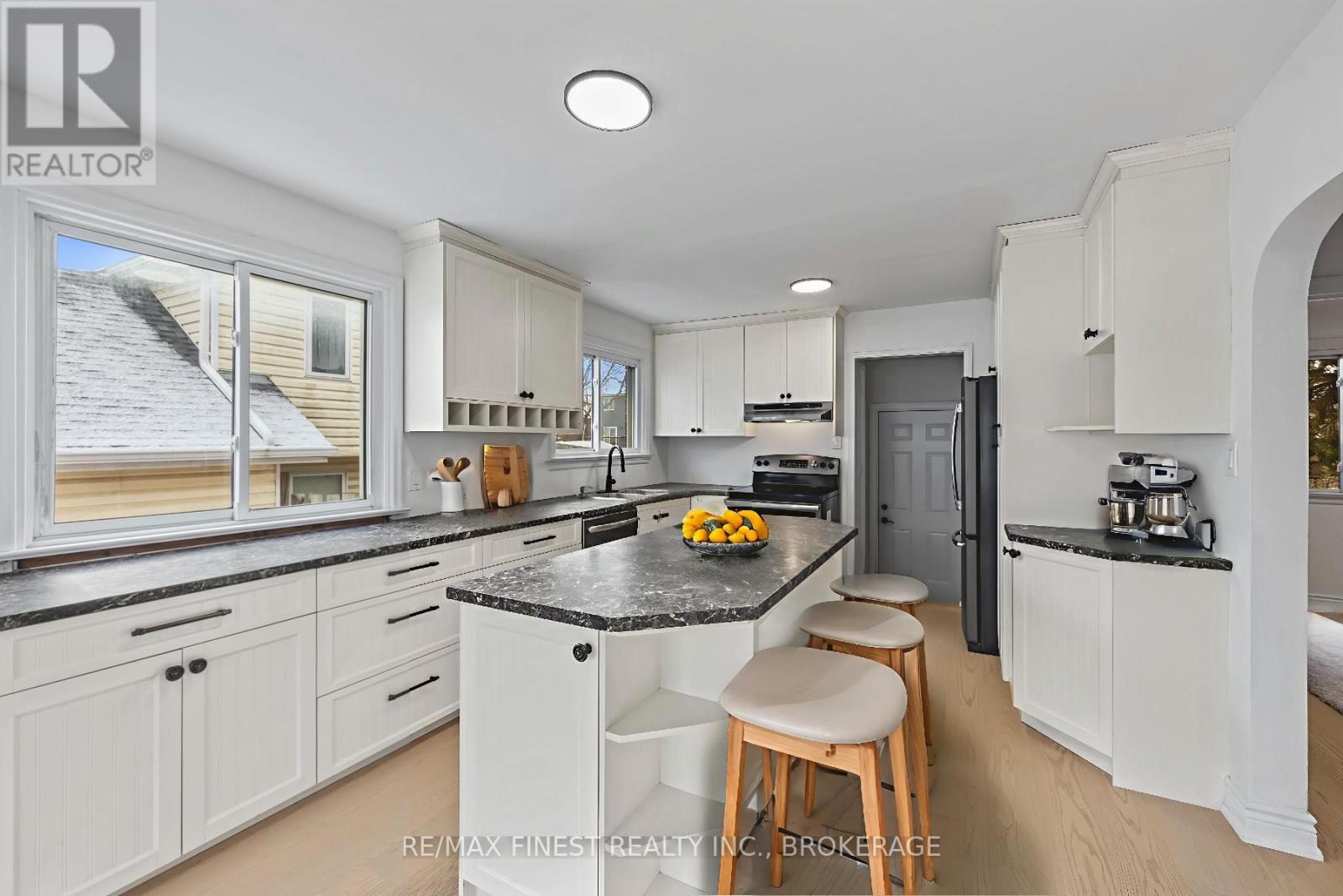 782 Victoria Street, Kingston, Ontario K7K 4T1 - Photo 11 - X12671022