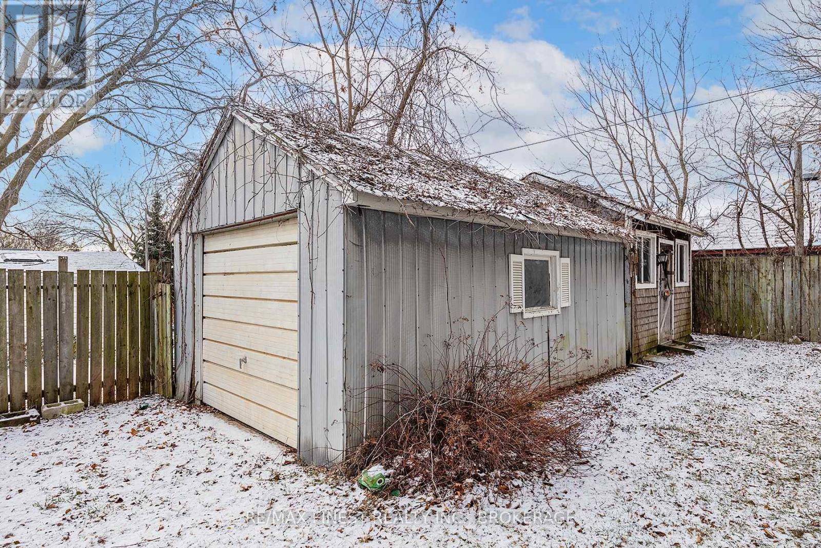 782 Victoria Street, Kingston, Ontario K7K 4T1 - Photo 36 - X12671022