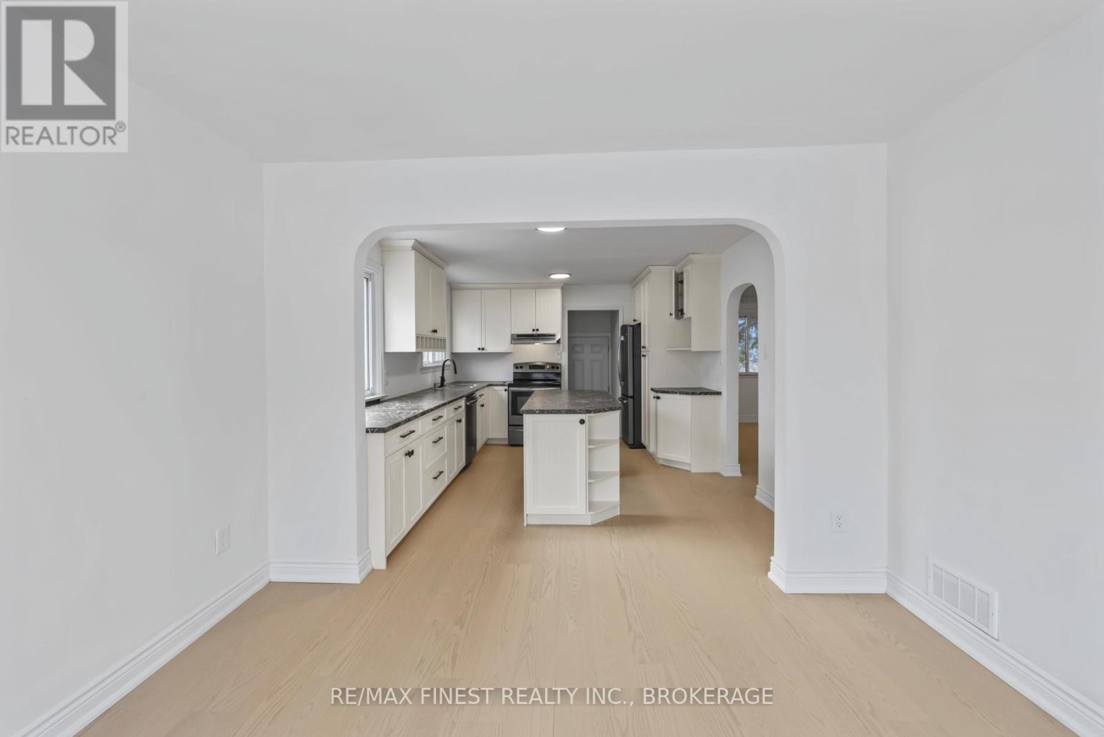 782 Victoria Street, Kingston, Ontario K7K 4T1 - Photo 5 - X12671022