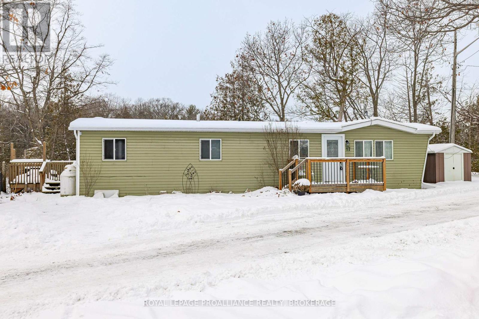 17 - 5569 Bath Road, Loyalist, Ontario K0H 1G0 - Photo 1 - X12671082