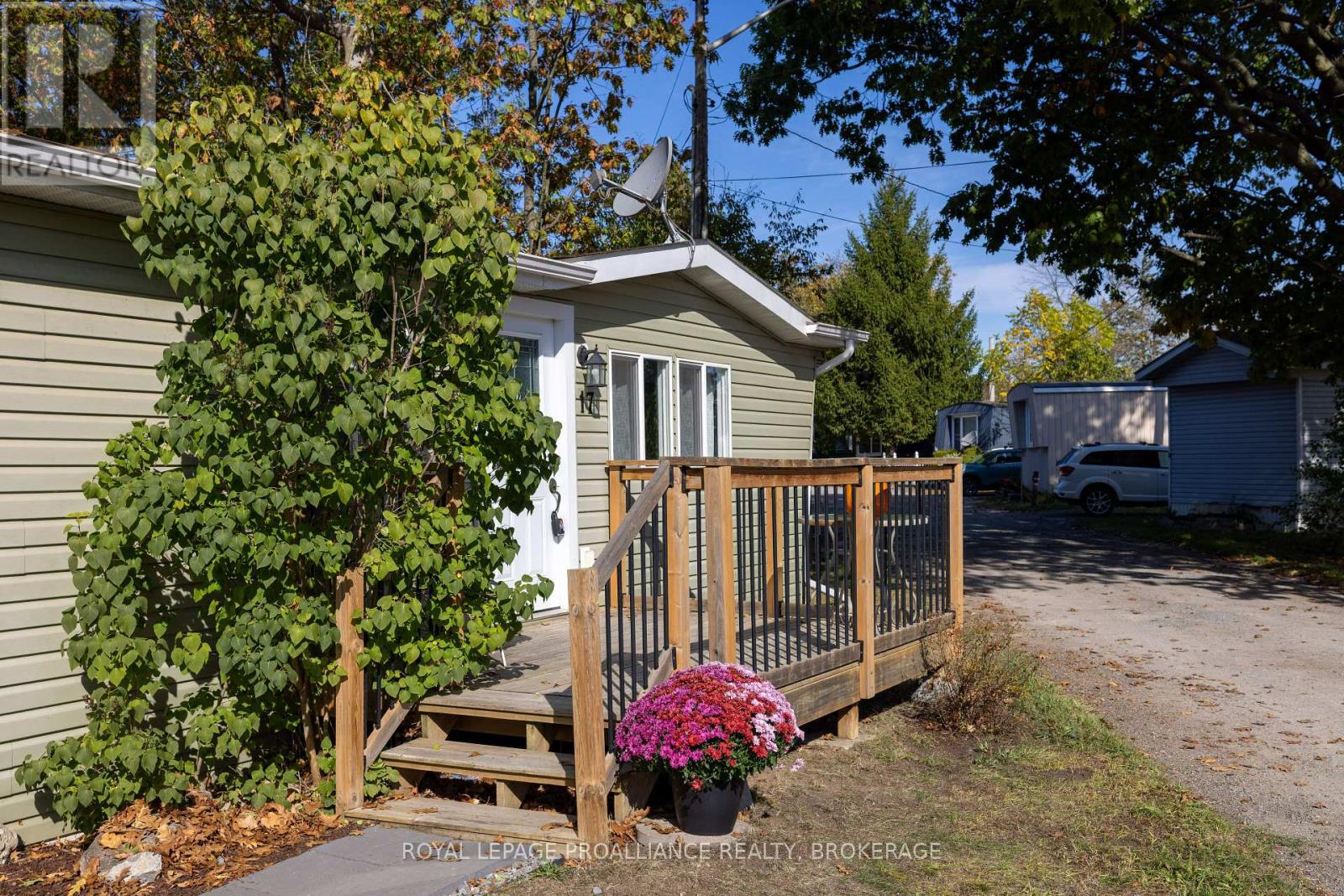 17 - 5569 Bath Road, Loyalist, Ontario K0H 1G0 - Photo 46 - X12671082