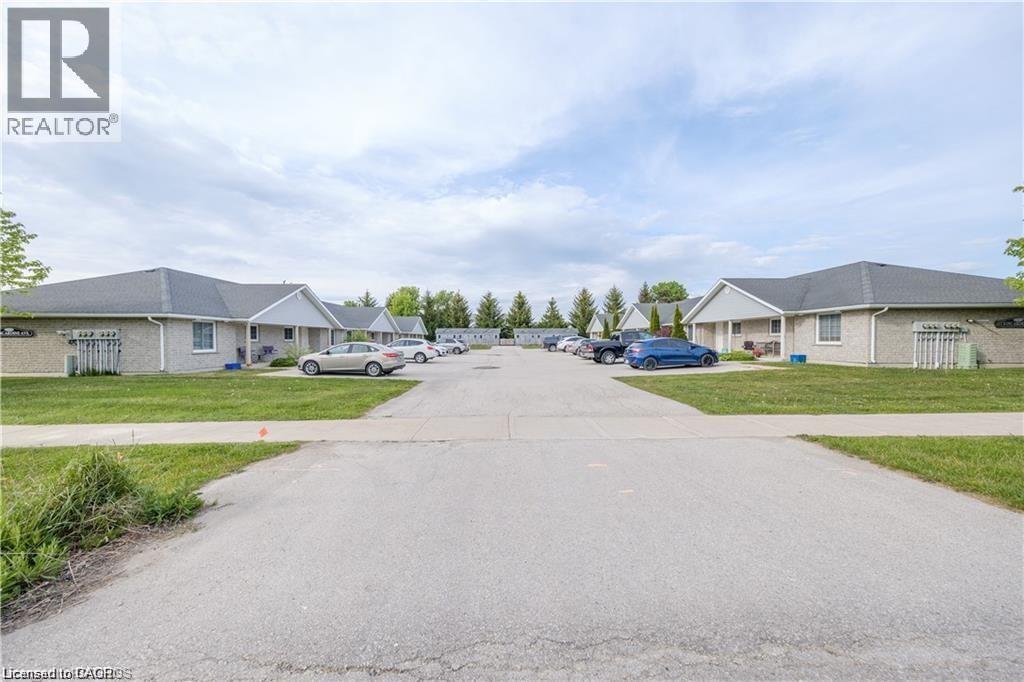 653 Kincardine Avenue Unit# 7, Kincardine, Ontario  N2Z 0B1 - Photo 15 - 40790093